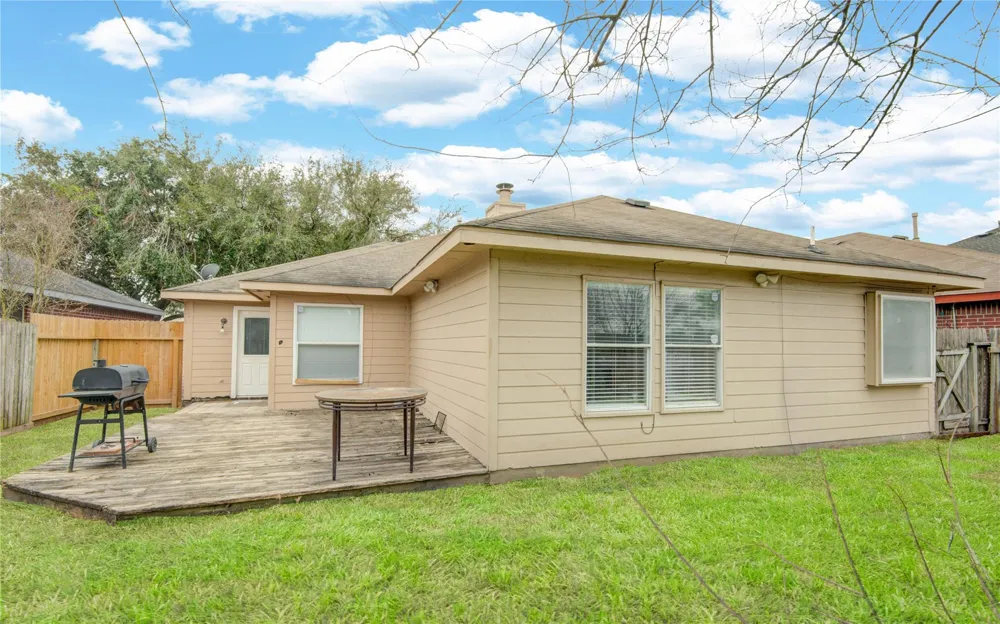 21002 Vista Trace Drive Houston, TX 77073