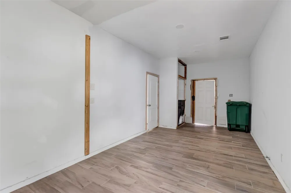 212 Super Street Houston, TX 77011