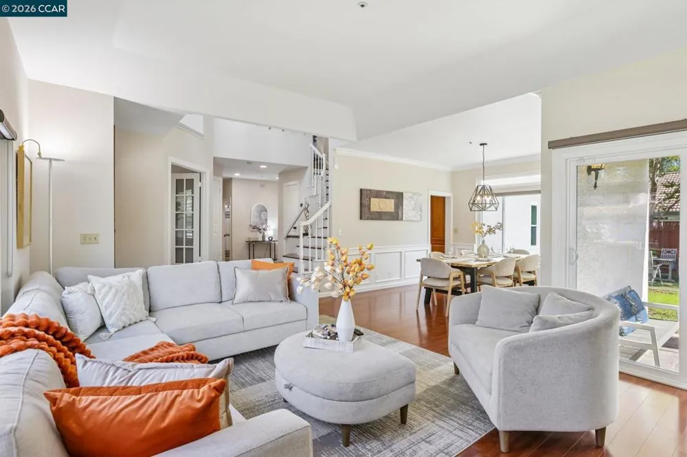 384 Via Loma Morgan Hill, CA 95037