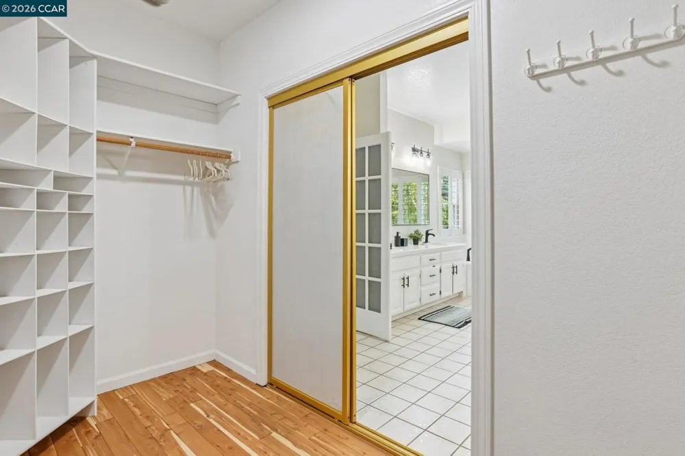 384 Via Loma Morgan Hill, CA 95037