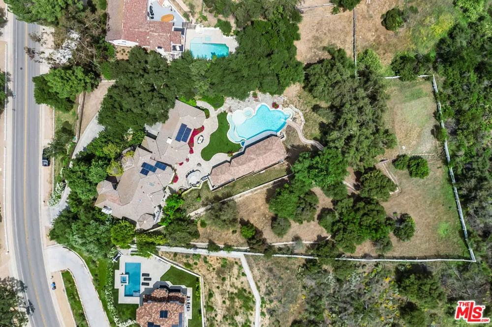 204 Bell Canyon Road Bell Canyon, CA 91307