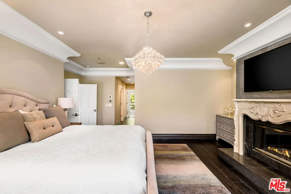 204 Bell Canyon Road Bell Canyon, CA 91307