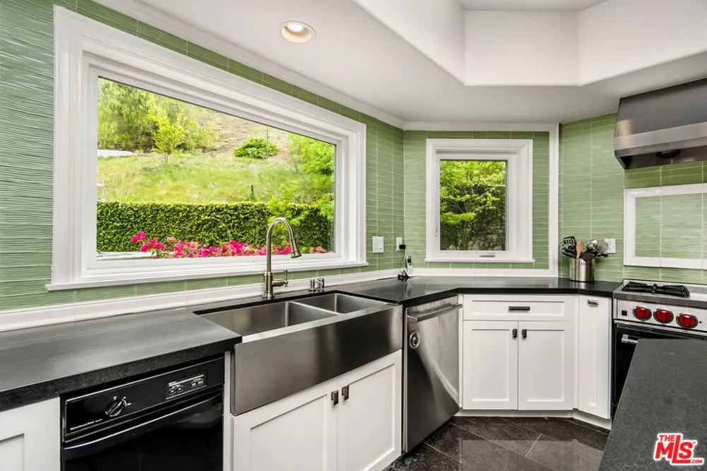 204 Bell Canyon Road Bell Canyon, CA 91307
