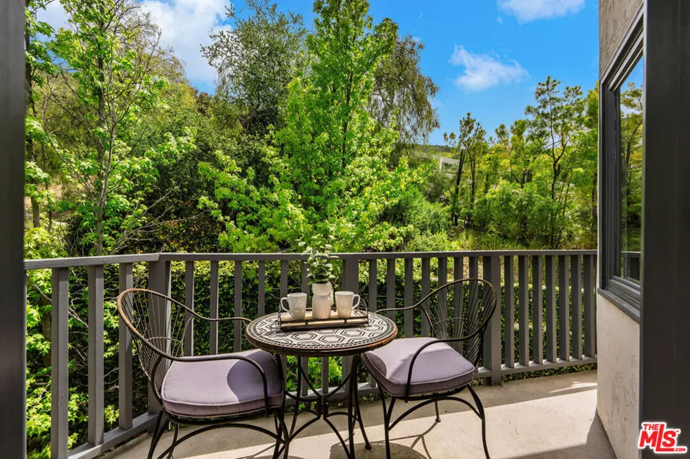 204 Bell Canyon Road Bell Canyon, CA 91307