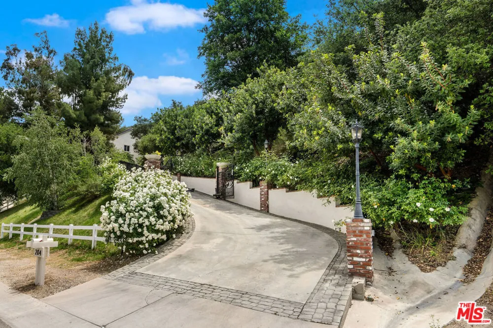 204 Bell Canyon Road Bell Canyon, CA 91307