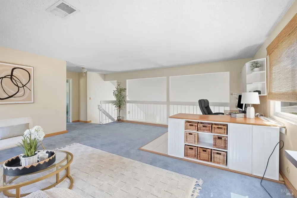 180 Carlisle Way Benicia, CA 94510