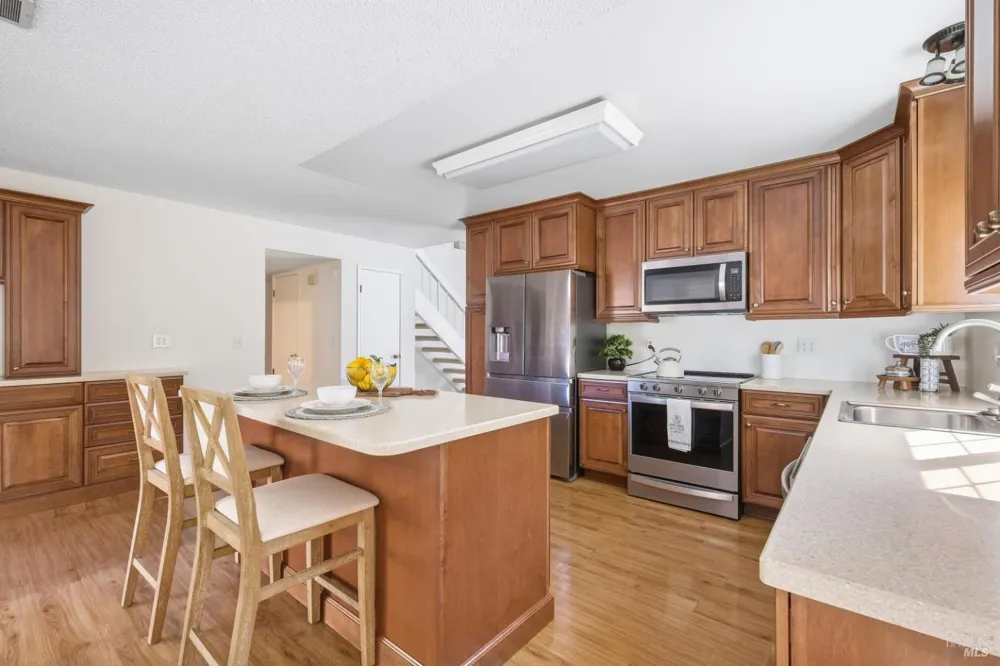 180 Carlisle Way Benicia, CA 94510