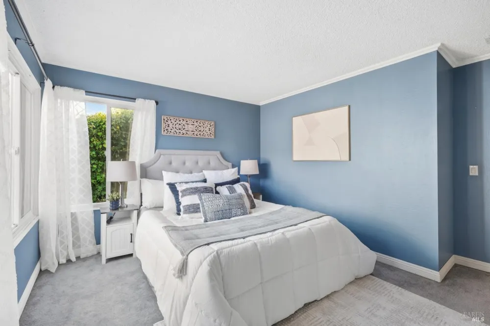 180 Carlisle Way Benicia, CA 94510