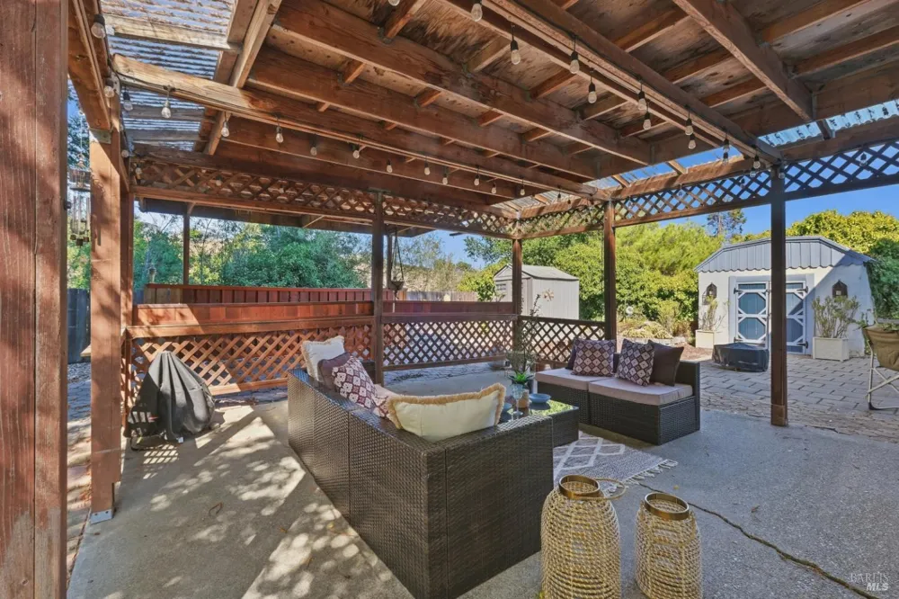 180 Carlisle Way Benicia, CA 94510