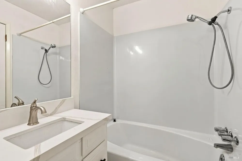 25 San Aleso Court Novato, CA 94945