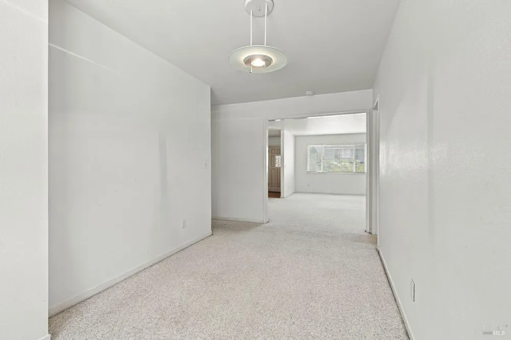 25 San Aleso Court Novato, CA 94945