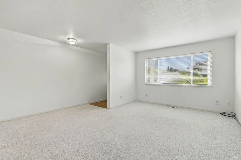 25 San Aleso Court Novato, CA 94945