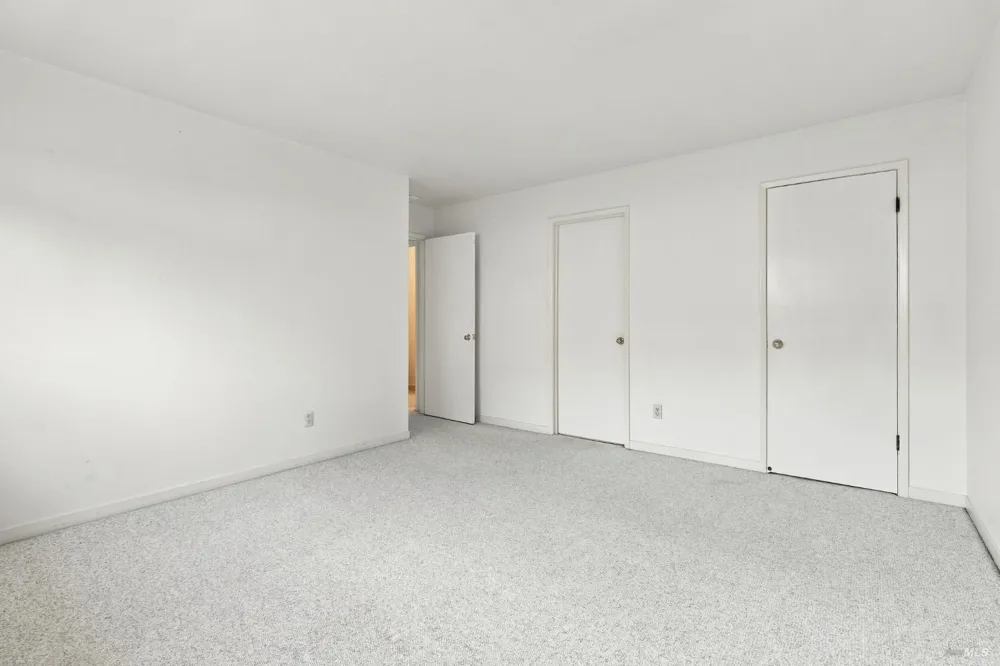 25 San Aleso Court Novato, CA 94945