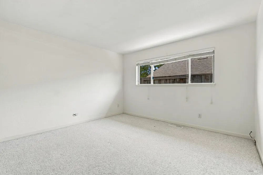 25 San Aleso Court Novato, CA 94945