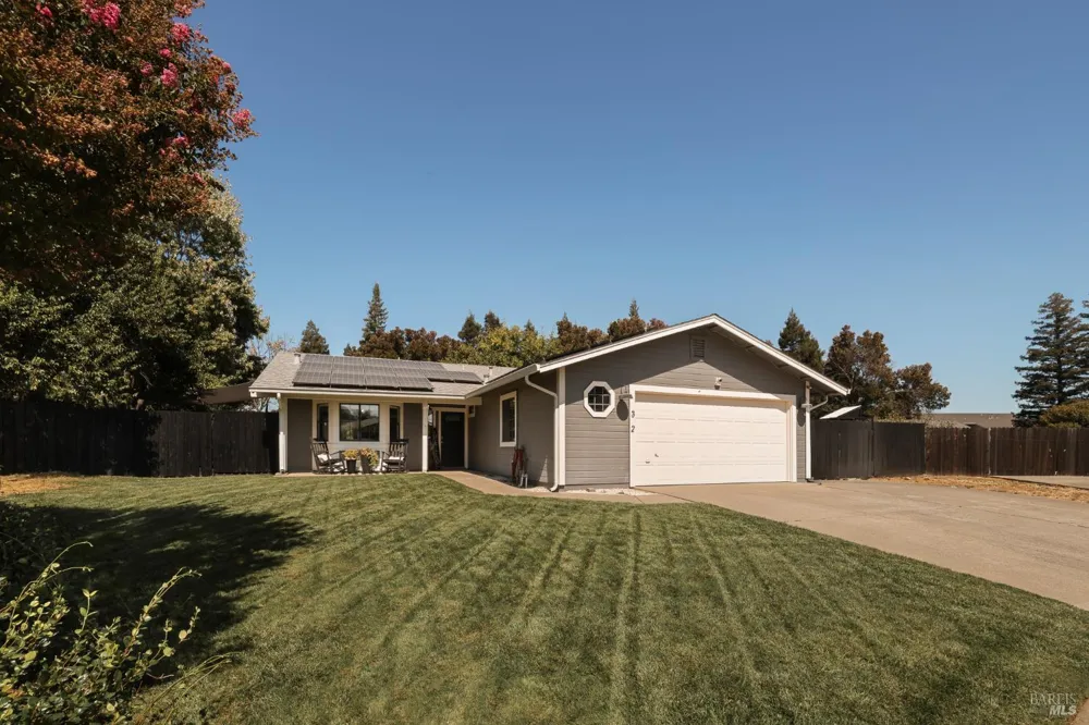 372 Kendrick Lane Vacaville, CA 95687
