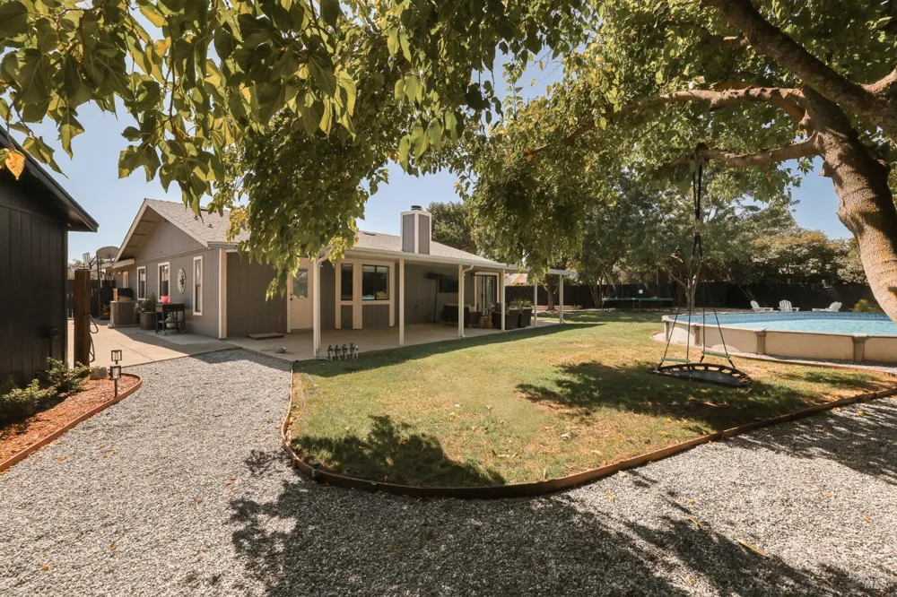 372 Kendrick Lane Vacaville, CA 95687