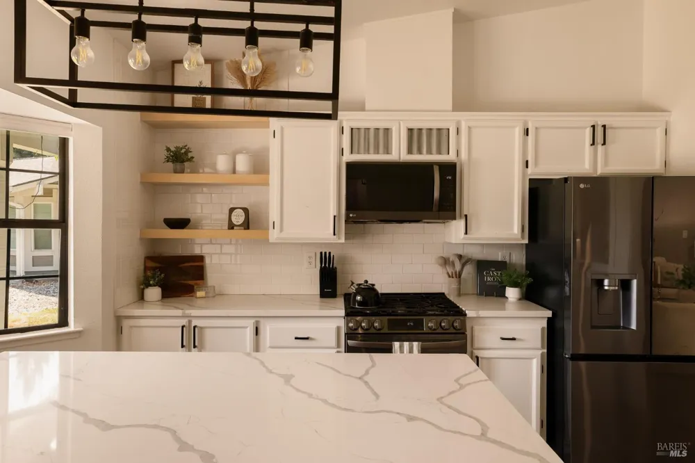 372 Kendrick Lane Vacaville, CA 95687