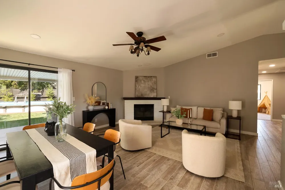 372 Kendrick Lane Vacaville, CA 95687