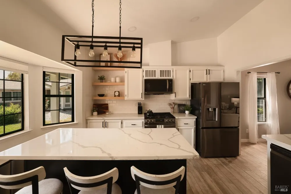 372 Kendrick Lane Vacaville, CA 95687