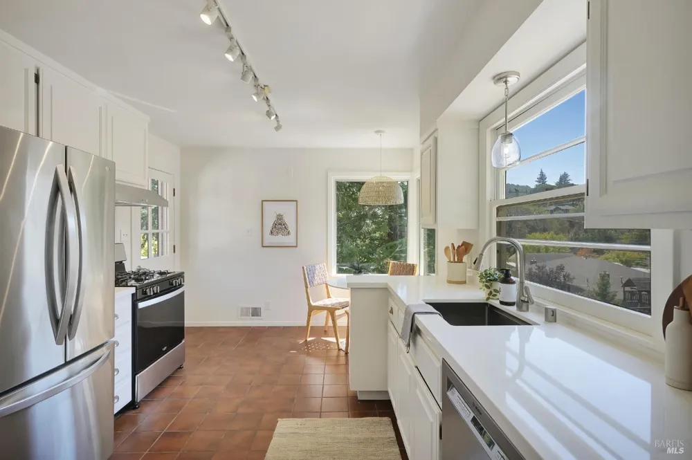 110 Willow Avenue Fairfax, CA 94930