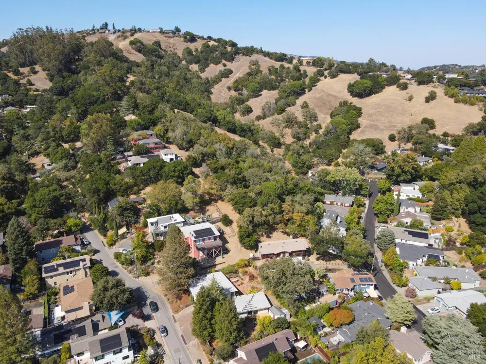 110 Willow Avenue Fairfax, CA 94930