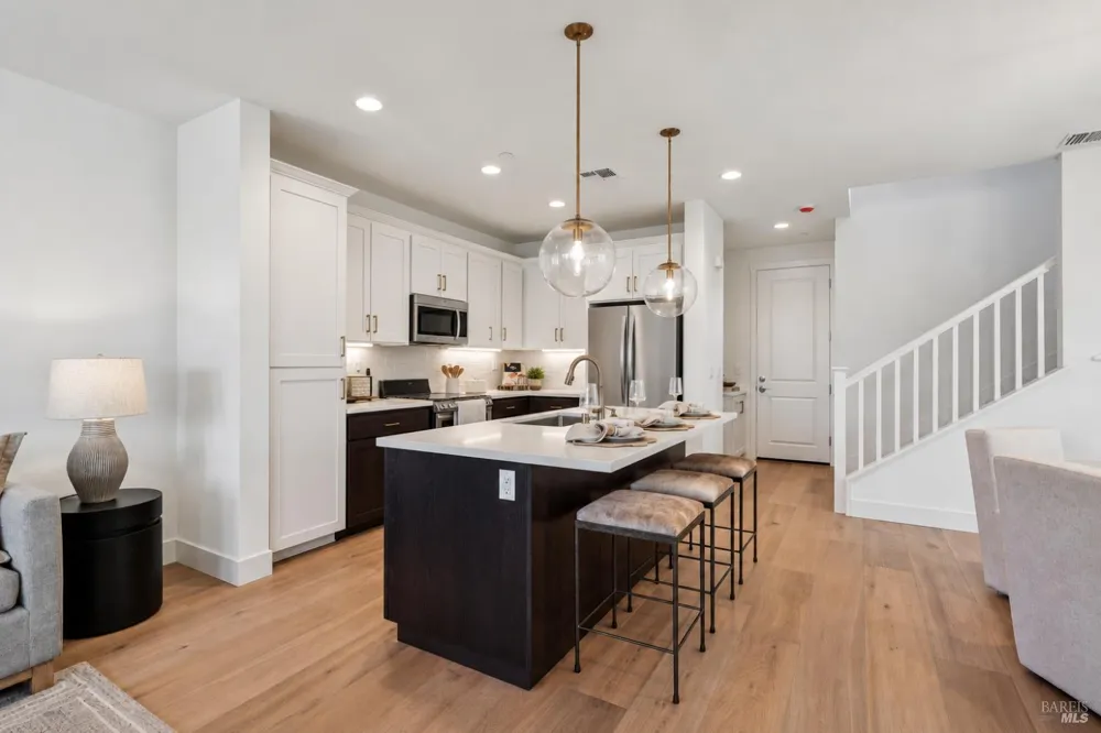 274 Everlove Court Santa Rosa, CA 95403