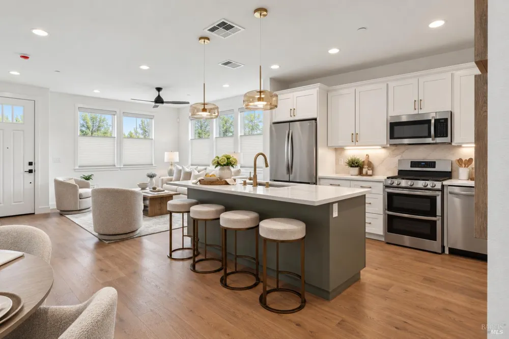 268 Everlove Court Santa Rosa, CA 95403