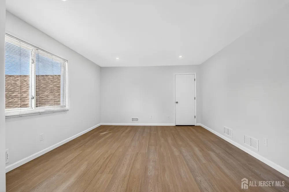 210 Oak Tree Avenue South Plainfield, NJ 07080