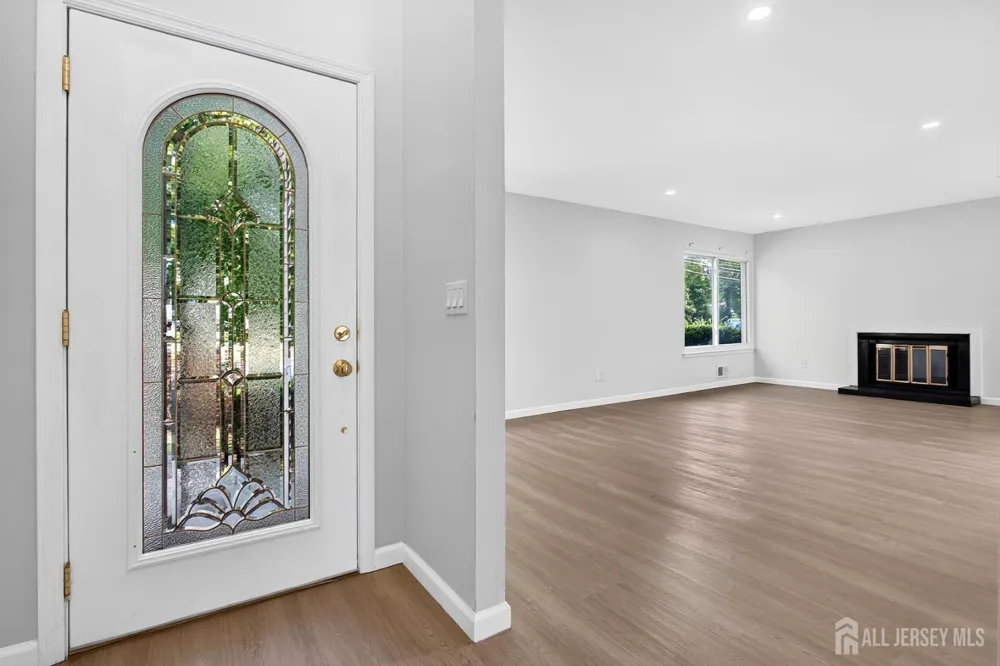 210 Oak Tree Avenue South Plainfield, NJ 07080
