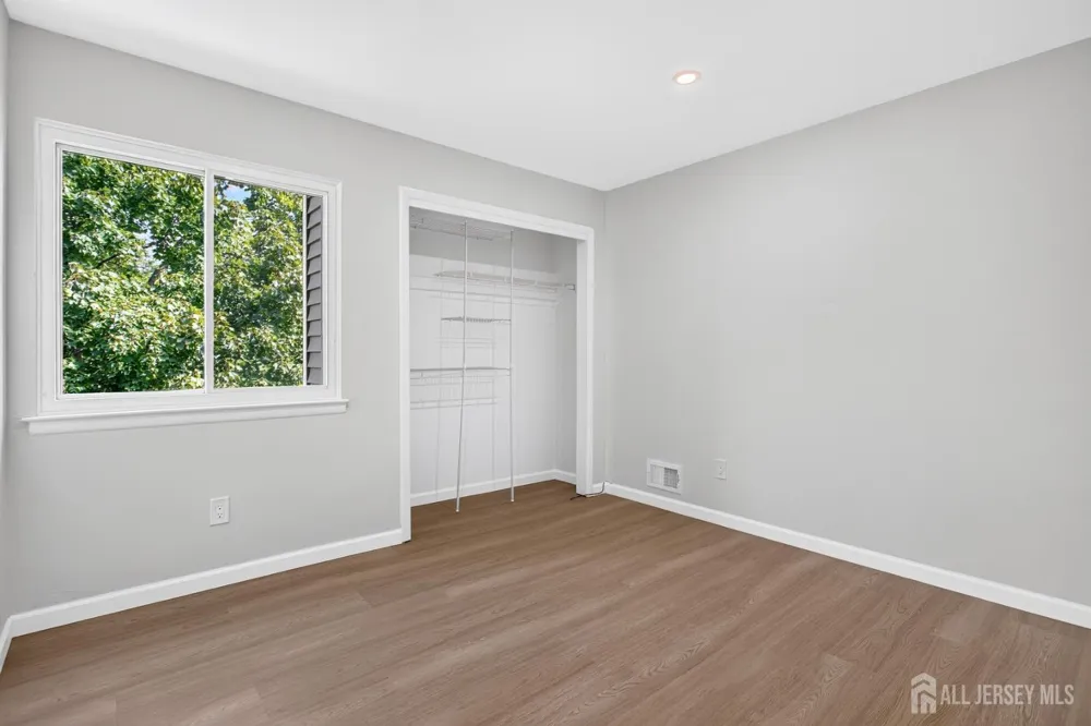 210 Oak Tree Avenue South Plainfield, NJ 07080