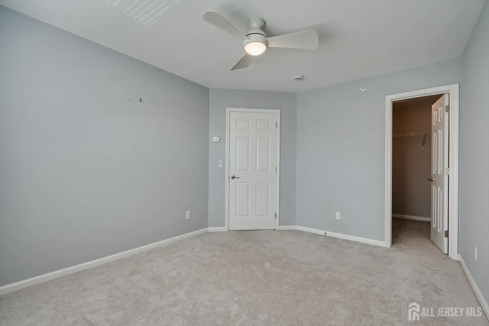 1092 Shadowlawn Drive Green Brook, NJ 08812