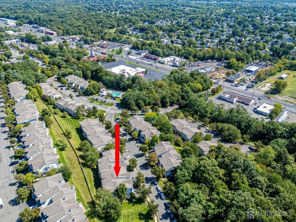 1092 Shadowlawn Drive Green Brook, NJ 08812