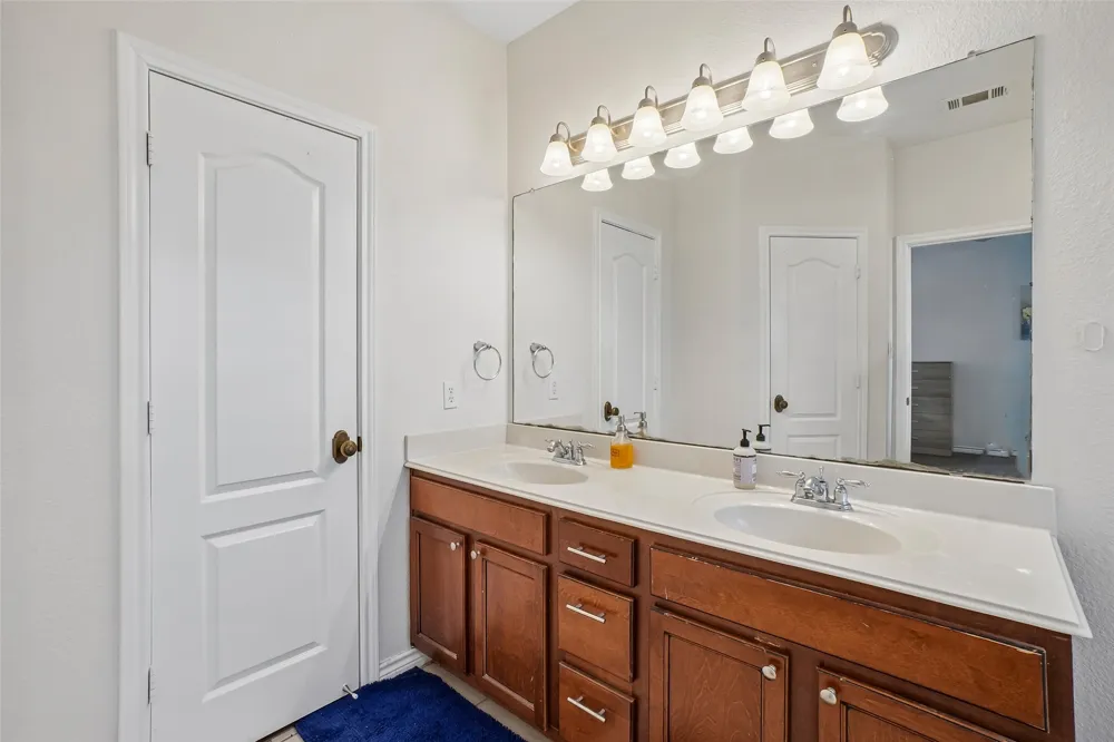 8520 Hornbeam Drive Fort Worth, TX 76123