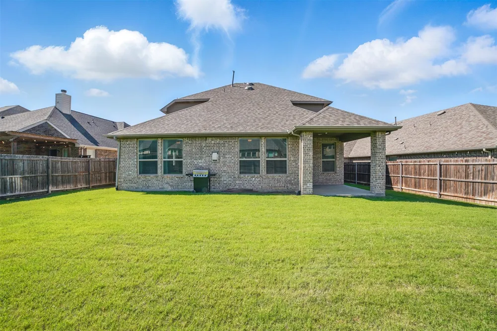 1306 Torrington Lane Forney, TX 75126