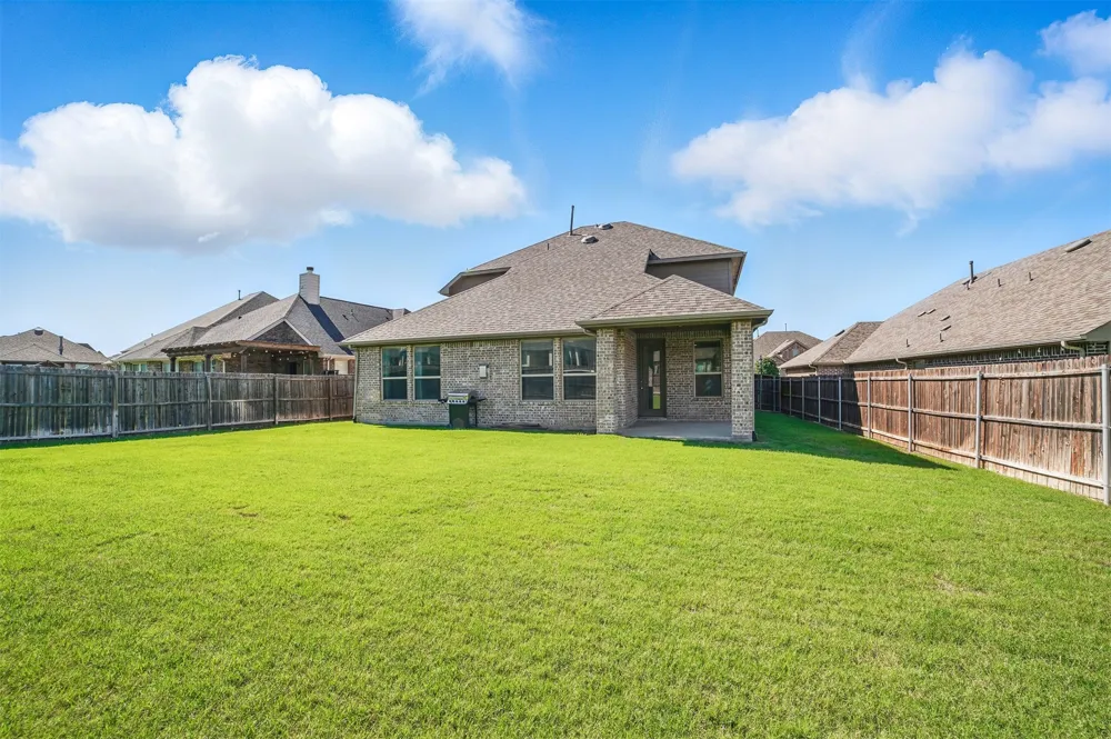 1306 Torrington Lane Forney, TX 75126