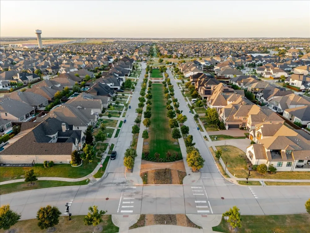 4102 Parkview Boulevard Celina, TX 75009