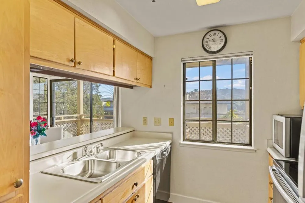 720 Pheasant Ridge Road Del Rey Oaks, CA 93940