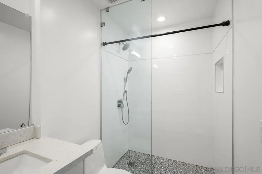 6186 Agee Street #264 San Diego, CA 92122