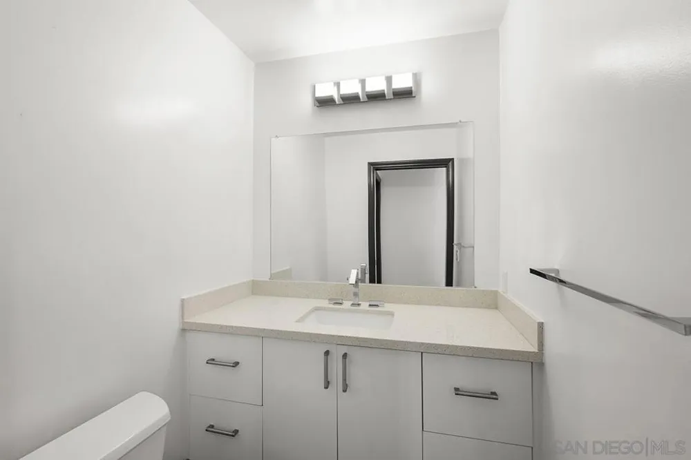 6186 Agee Street #264 San Diego, CA 92122