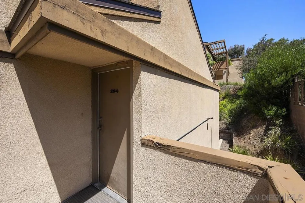 6186 Agee Street #264 San Diego, CA 92122