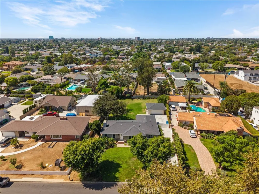 14701 Stratton Santa Ana, CA 92705
