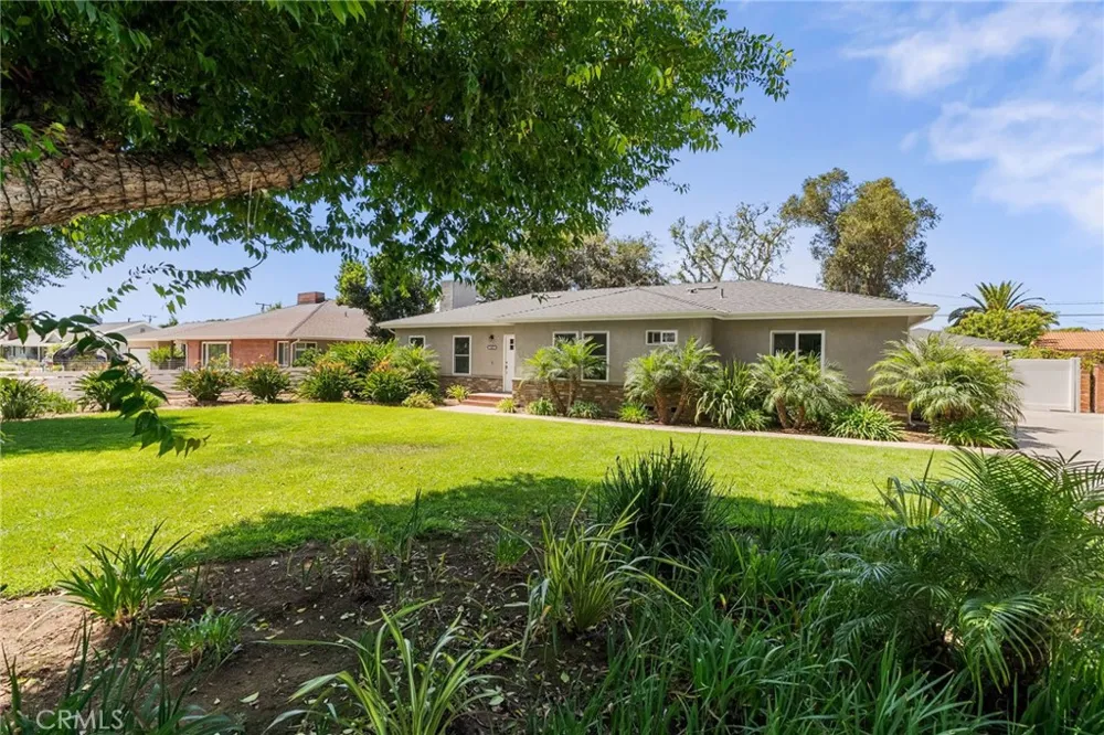 14701 Stratton Santa Ana, CA 92705