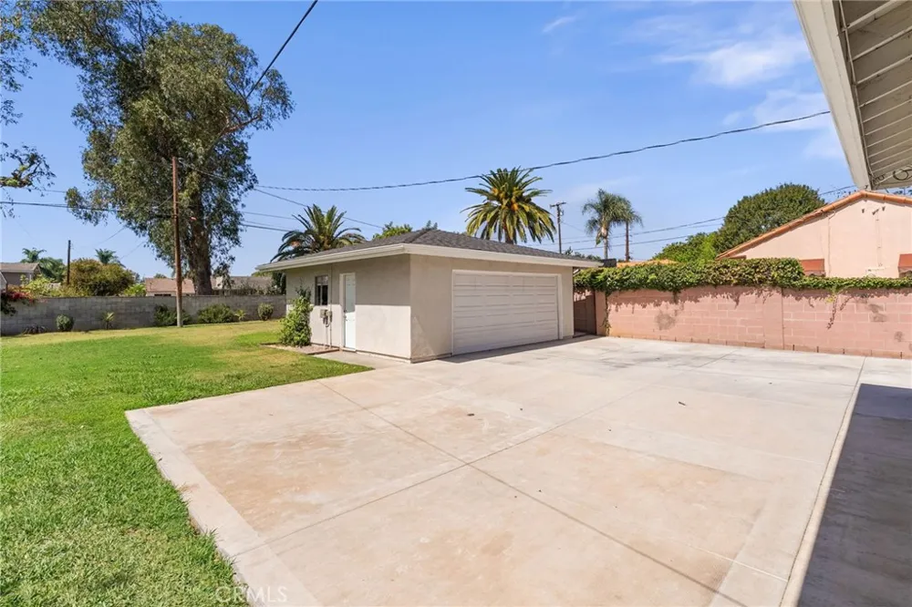 14701 Stratton Santa Ana, CA 92705