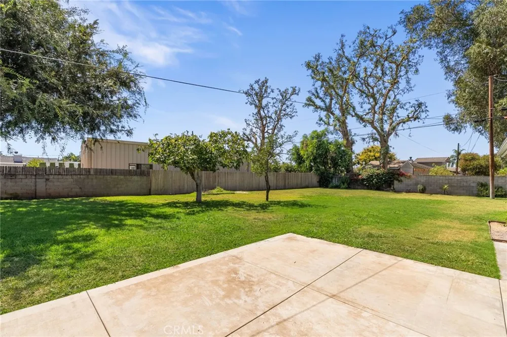 14701 Stratton Santa Ana, CA 92705