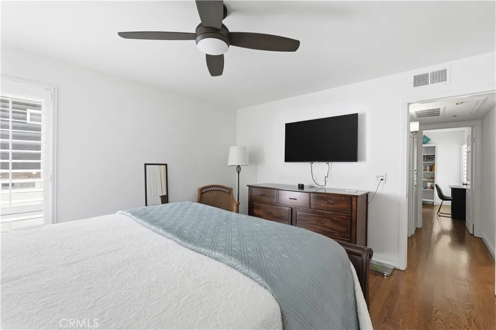 320 Hermosa #101 Hermosa Beach, CA 90254