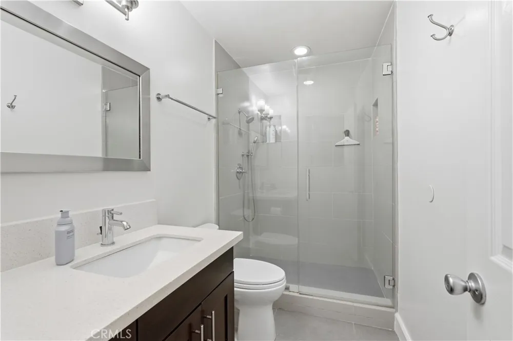 320 Hermosa #101 Hermosa Beach, CA 90254