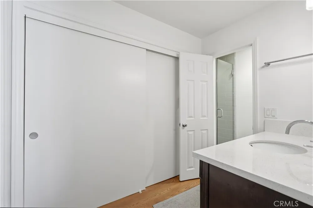 320 Hermosa #101 Hermosa Beach, CA 90254