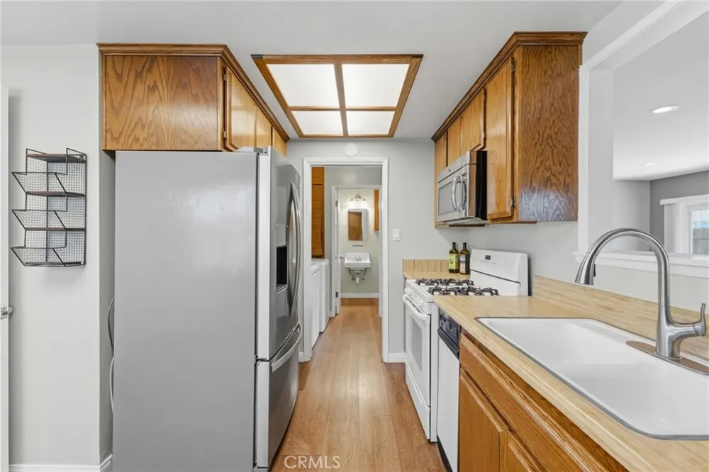 14612 Dunnet La Mirada, CA 90638