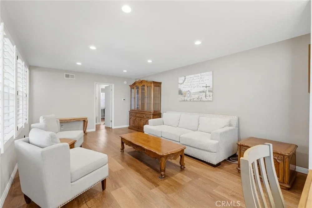 14612 Dunnet La Mirada, CA 90638