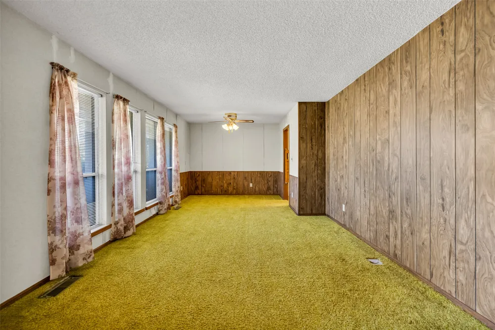 7585 143rd EastAvenue Owasso, OK 74055